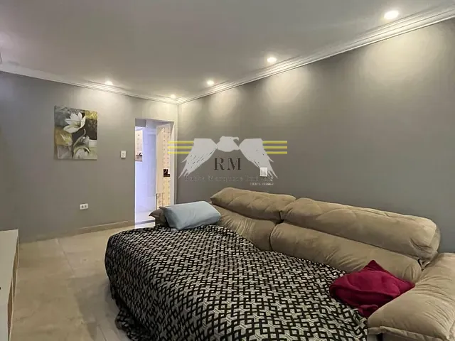 Casa com 320m² 3 quartos e 2 banheiros, à venda, no bairro Vila Ré em São Paulo