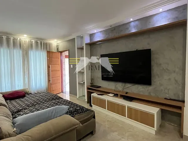 Casa com 320m² 3 quartos e 2 banheiros, à venda, no bairro Vila Ré em São Paulo