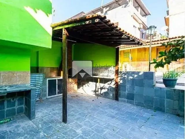 Casa 3 quartos e 1 banheiro, à venda, no bairro Barreto em Niterói