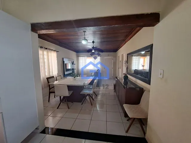Casa com 250m² 5 quartos e 2 banheiros, à venda, no bairro Caputera em Caraguatatuba