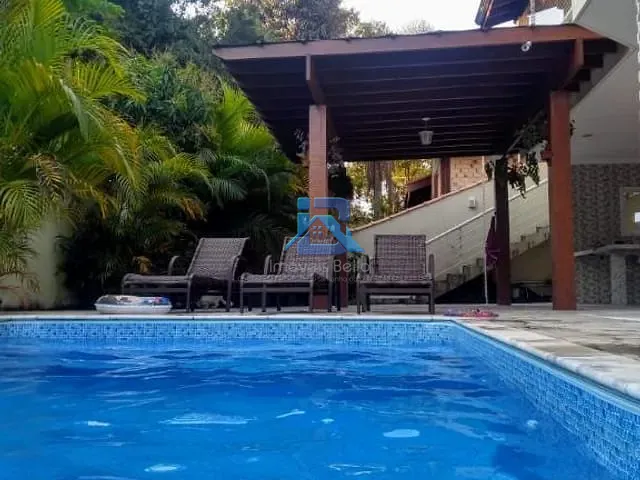 Casa com 450m² 3 quartos e 5 banheiros, à venda, no bairro Residencial Fazenda Serrinha em Itatiba