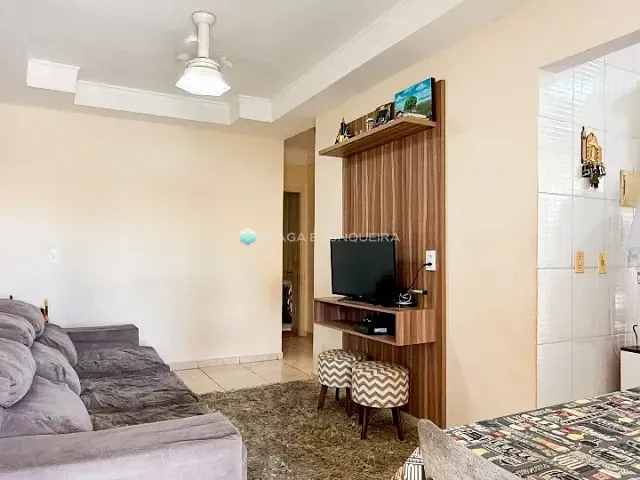 Casa 3 quartos e 2 banheiros, para alugar, no bairro Jardim Conceição em São José do Rio Preto