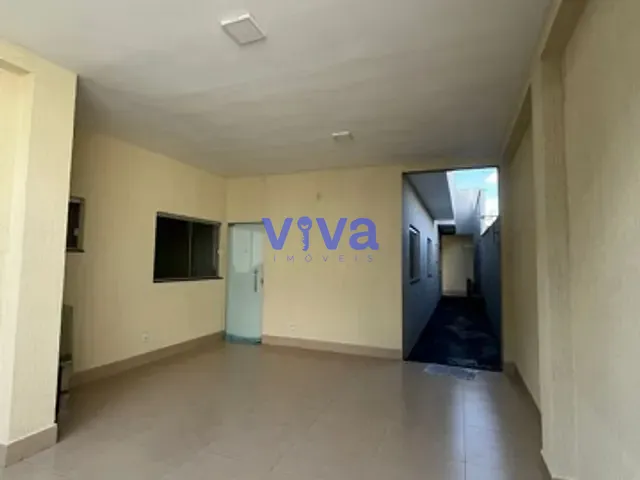 Casa com 240m² 3 quartos e 3 banheiros, para alugar, no bairro Vila Cruzeiro do Sul em Aparecida de Goiânia