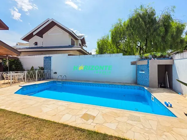 Casa com 400m² 4 quartos e 4 banheiros, à venda, no bairro Urbanova em São José dos Campos