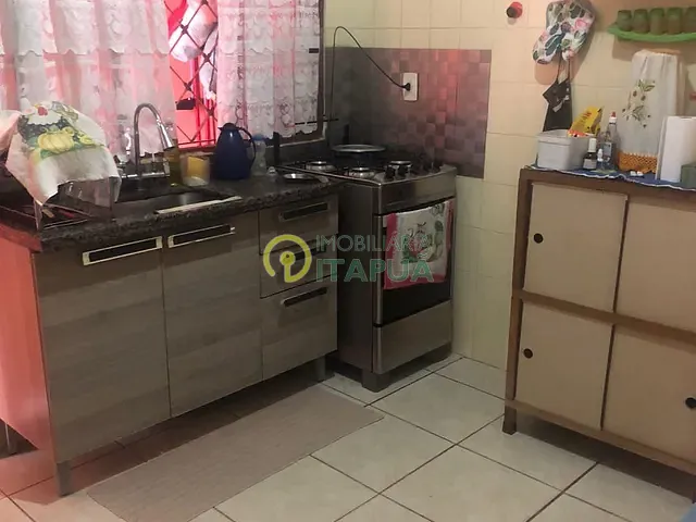 Casa com 250m² 3 quartos e 2 banheiros, à venda, no bairro Ideal em Londrina
