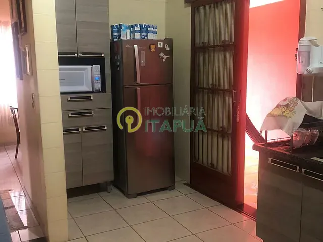 Casa com 250m² 3 quartos e 2 banheiros, à venda, no bairro Ideal em Londrina