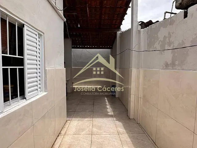 Casa com 200m² 3 quartos e 2 banheiros, à venda, no bairro Cristo Rei em Várzea Grande