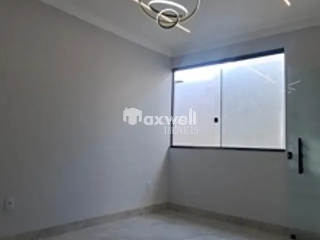 Casa com 180m² 3 quartos e 2 banheiros, à venda, no bairro Residencial Cândido Queiroz em Aparecida de Goiânia