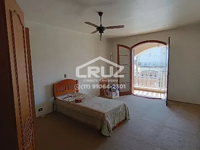 Casa com 300m² 3 quartos e 4 banheiros, à venda ou para alugar, no bairro Região Central em Caieiras