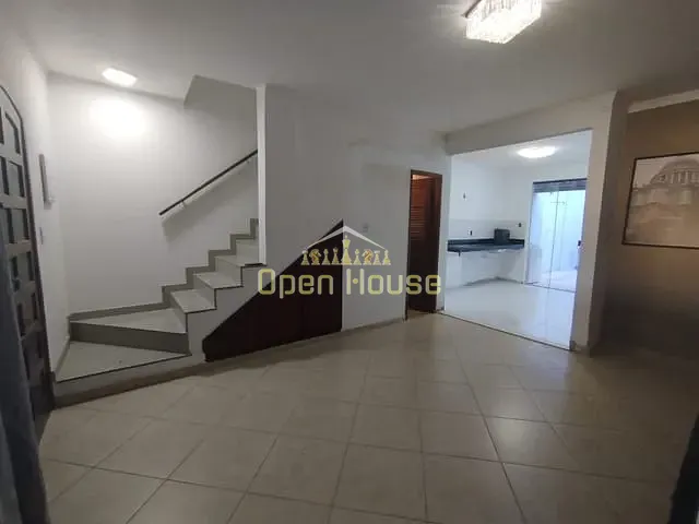 Casa com 220m² 3 quartos e 2 banheiros, à venda, no bairro Jardim Belvedere em Volta Redonda