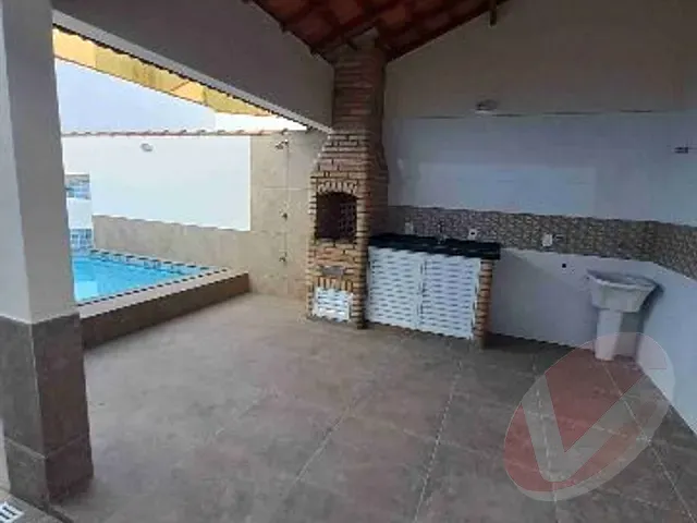 Casa com 175m² 2 quartos e 3 banheiros, à venda, no bairro Real em Praia Grande