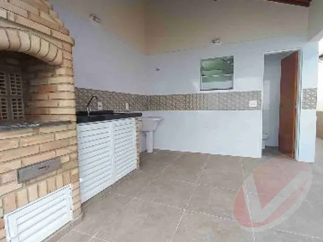 Casa com 175m² 2 quartos e 3 banheiros, à venda, no bairro Real em Praia Grande