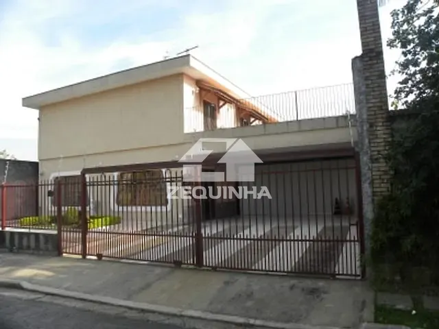 Casa com 384m² 4 quartos e 1 banheiro, à venda, no bairro City Bussocaba em Osasco