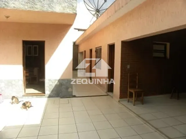 Casa com 384m² 4 quartos e 1 banheiro, à venda, no bairro City Bussocaba em Osasco