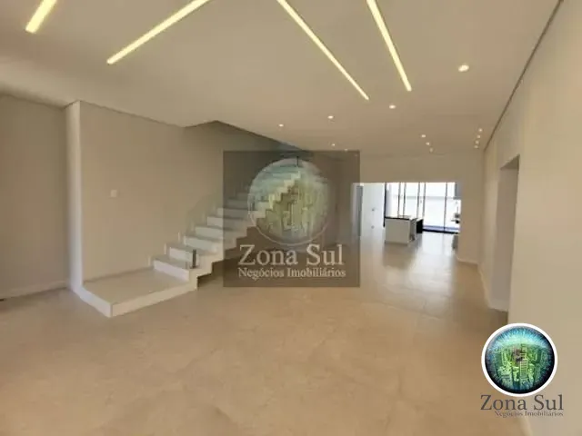 Casa com 268m² 3 quartos e 3 banheiros, à venda, no bairro Alphaville em Votorantim