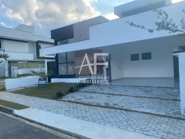 Casa com 300m², à venda, no bairro Condomínio Ouro Ville em Taubaté