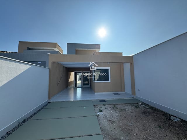 Casa com 240m² 2 quartos e 2 banheiros, à venda, no bairro Jardim Atlântico Central (Itaipuaçu) em Maricá