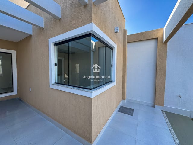 Casa com 240m² 2 quartos e 2 banheiros, à venda, no bairro Jardim Atlântico Central (Itaipuaçu) em Maricá