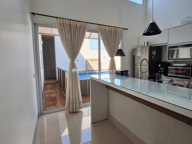 Casa com 273m² 3 quartos e 5 banheiros, para alugar, no bairro Jardim Yolanda em São José do Rio Preto