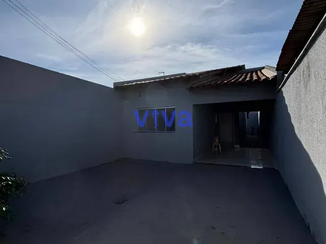 Casa 3 quartos e 2 banheiros, à venda, no bairro Parque Itatiaia em Aparecida de Goiânia