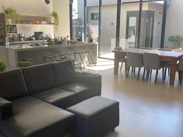 Casa com 521m² 3 quartos e 4 banheiros, à venda, no bairro Solar da Toscana em Apucarana