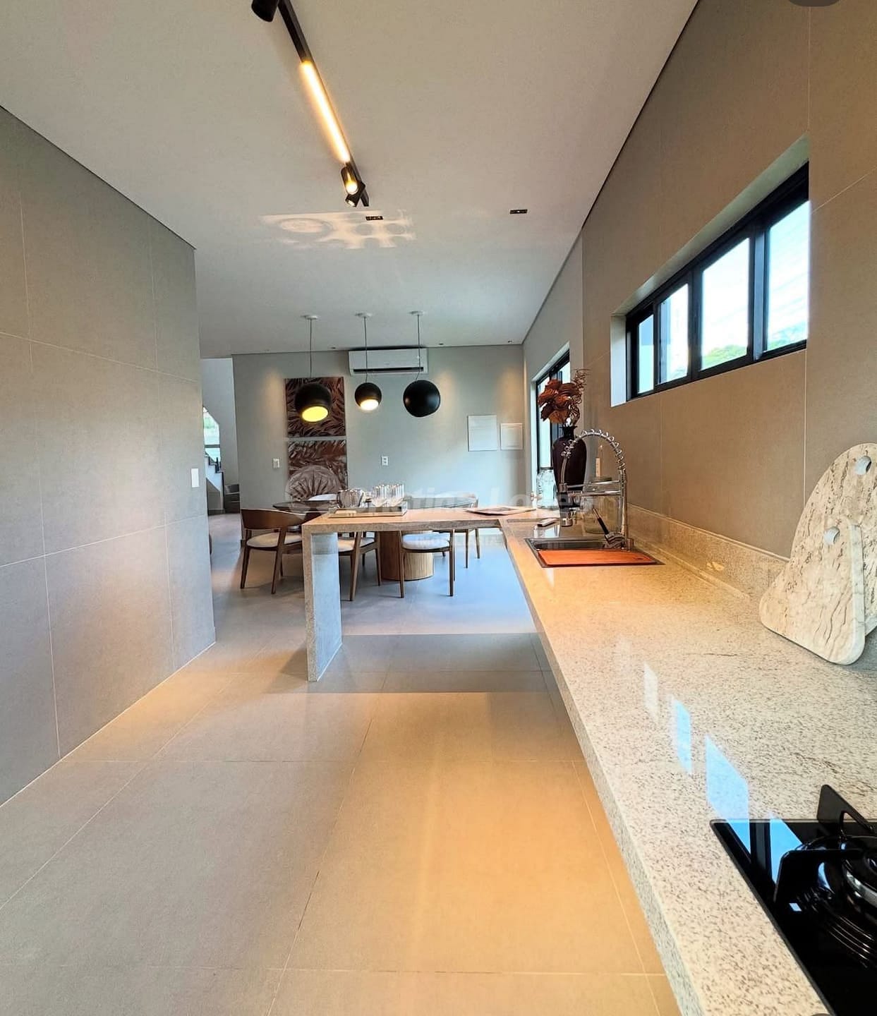 Casa, 4 quartos, 185 m² - Foto 1