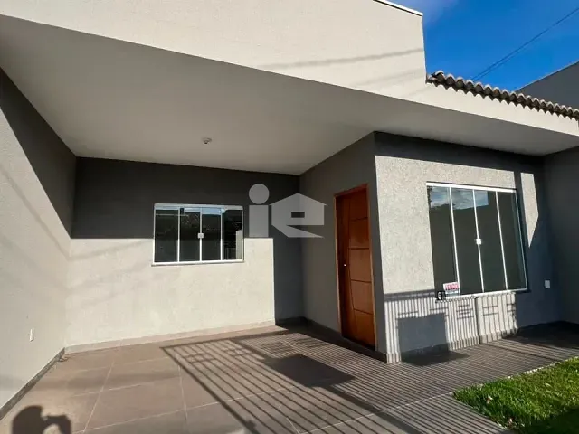 Casa com 125m² 3 quartos e 1 banheiro, à venda, no bairro Ouro Verde em Rolândia
