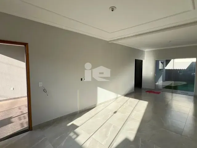 Casa com 125m² 3 quartos e 1 banheiro, à venda, no bairro Ouro Verde em Rolândia