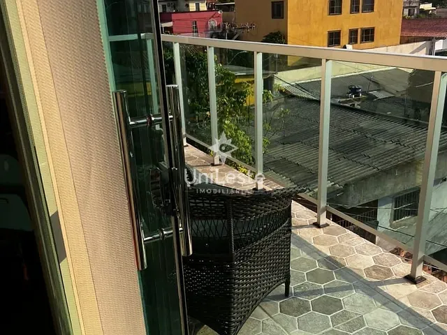 Casa 5 quartos e 4 banheiros, à venda, no bairro Vera Cruz em Belo Horizonte