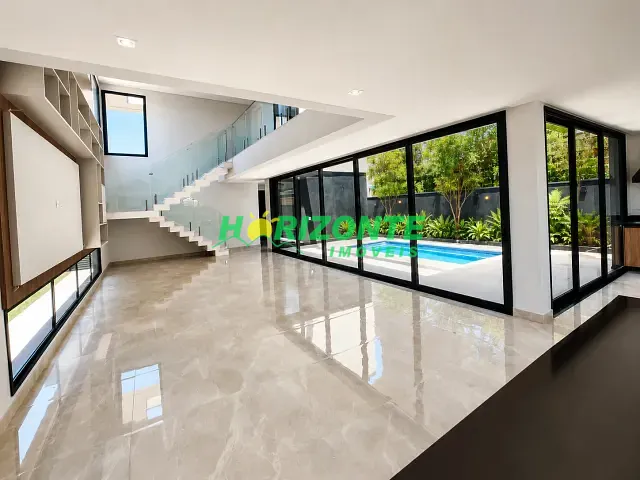 Casa com 361m² 3 quartos e 4 banheiros, à venda, no bairro Recanto dos Eucaliptos em São José dos Campos
