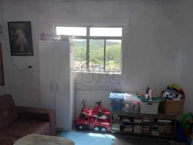 Casa com 160m² 2 quartos e 1 banheiro, à venda, no bairro Jardim Itapeva em Mauá