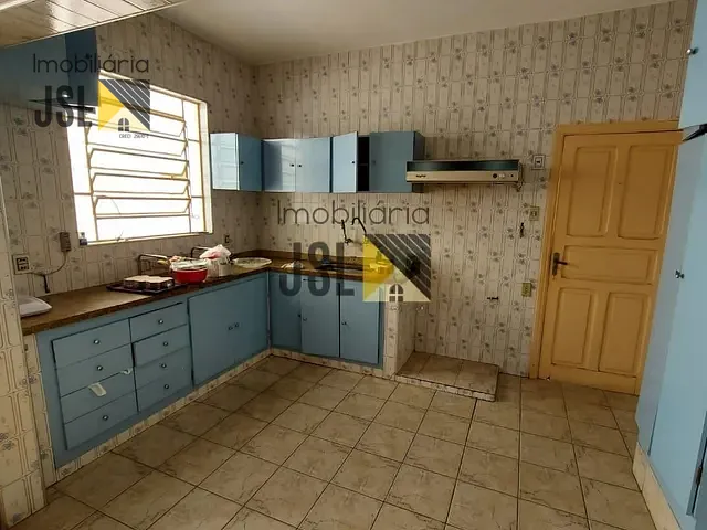 Casa com 291m² 3 quartos e 3 banheiros, à venda, no bairro Centro em Caçapava