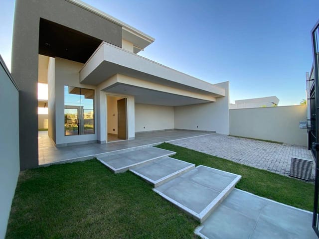 Casa com 360m² 3 quartos e 1 banheiro, à venda, no bairro Residencial Paris em Sinop