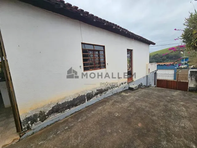 Casa com 250m² 1 quarto e 1 banheiro, à venda, no bairro Santa Barbara em Piranguinho