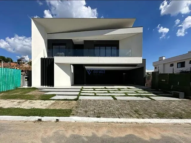 Casa com 450m² 5 quartos e 7 banheiros, à venda, no bairro Jardim do Golfe 3 em São José dos Campos