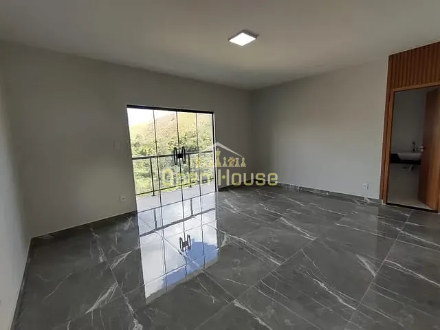 Casa com 160m² 2 quartos e 2 banheiros, à venda, no bairro Jardim  Real em Pinheiral