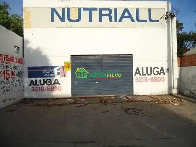 Casa com 207m², para alugar, no bairro São Cristóvão em Teresina