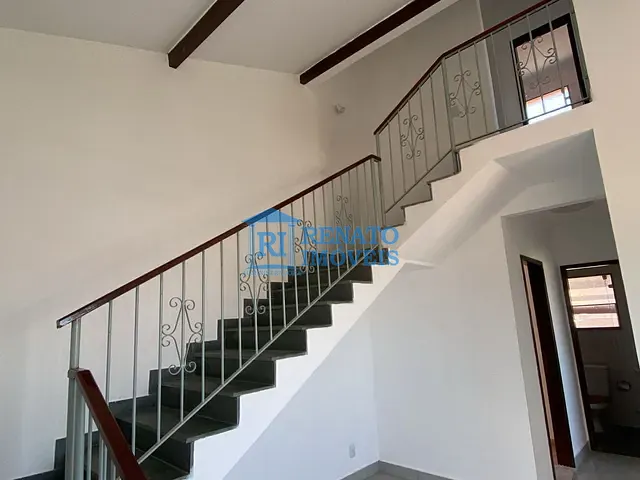Casa com 560m² 3 quartos e 2 banheiros, à venda, no bairro Centro em Maricá