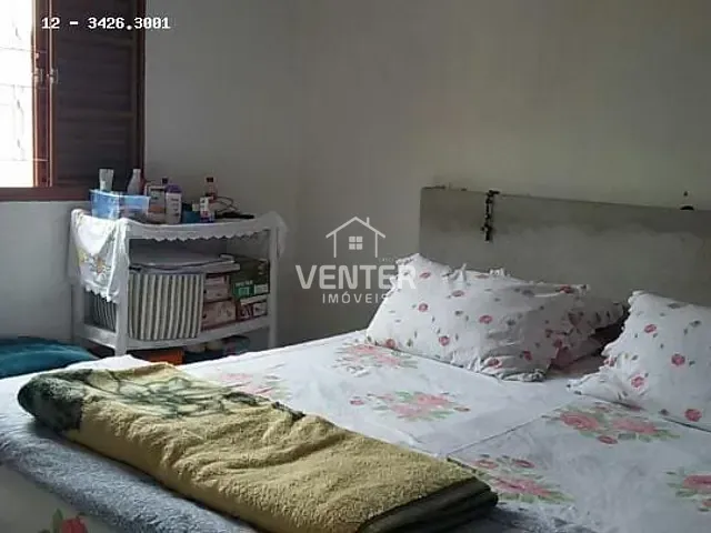 Casa com 300m² 3 quartos e 2 banheiros, à venda, no bairro Nossa Senhora da Glória em Tremembé