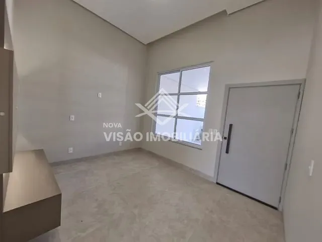 Casa 3 quartos e 2 banheiros, à venda, no bairro Jardim Paulista em Sinop