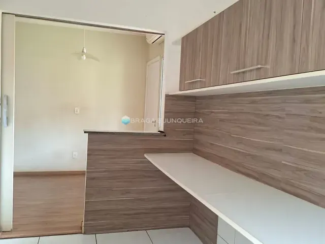 Casa 3 quartos e 2 banheiros, para alugar, no bairro Jardim Conceição em São José do Rio Preto