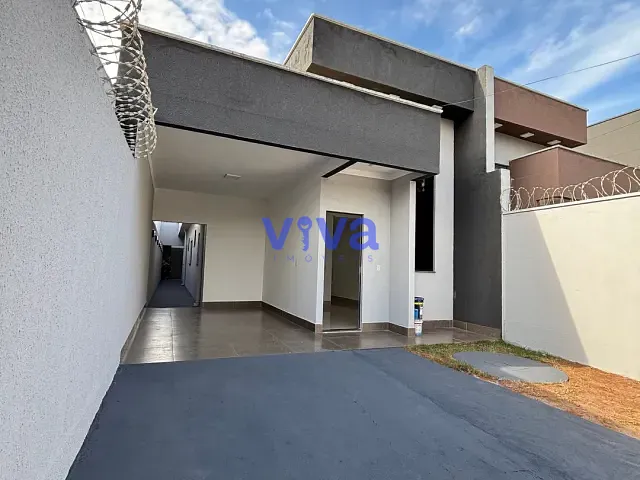 Casa 3 quartos e 3 banheiros, à venda, no bairro Parque Veiga Jardim em Aparecida de Goiânia