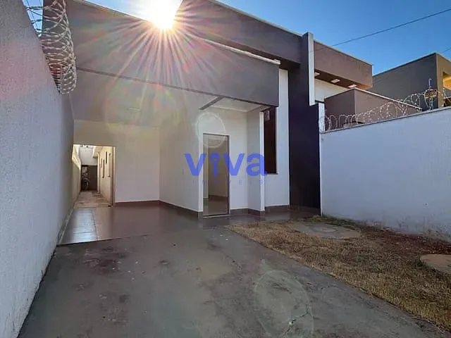 Casa 3 quartos e 3 banheiros, à venda, no bairro Parque Veiga Jardim em Aparecida de Goiânia