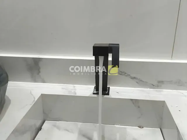 Casa com 160m² 2 quartos e 2 banheiros, à venda, no bairro Maracanã I em Santarém