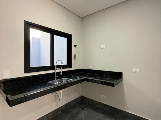 Casa 3 quartos e 1 banheiro, à venda ou para alugar, no bairro Jardim Nossa Senhora de Fátima em Americana