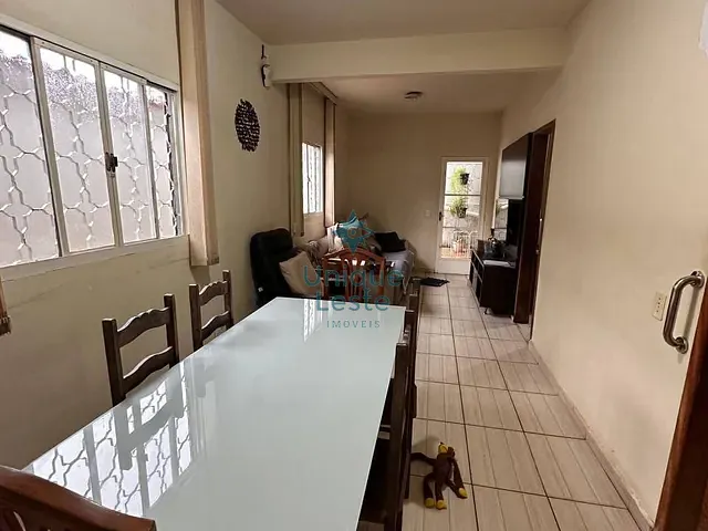 Casa 4 quartos e 2 banheiros, à venda, no bairro Conjunto Taquaril em Belo Horizonte