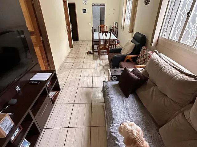 Casa 4 quartos e 2 banheiros, à venda, no bairro Conjunto Taquaril em Belo Horizonte