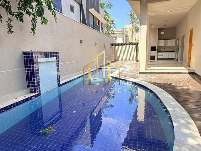 Casa com 280m² 3 quartos e 4 banheiros, para alugar, no bairro Condomínio Florais Cuiabá Residencial em Cuiabá