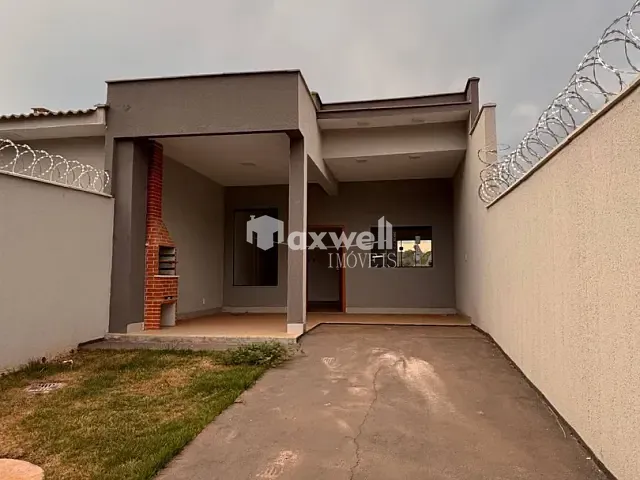 Casa 3 quartos e 2 banheiros, para alugar, no bairro Residencial Village Garavelo - 2ª Etapa em Aparecida de Goiânia