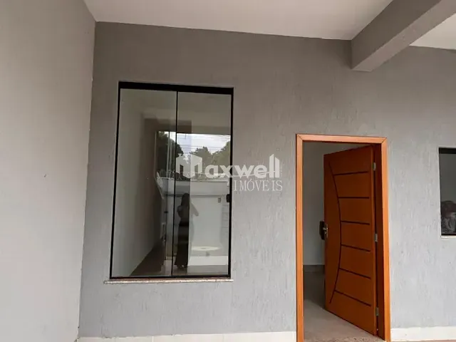 Casa 3 quartos e 2 banheiros, para alugar, no bairro Residencial Village Garavelo - 2ª Etapa em Aparecida de Goiânia